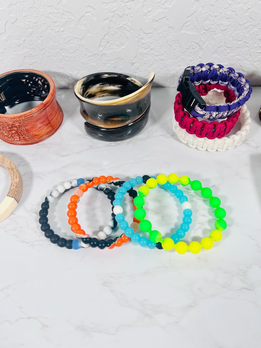 12 Piece Mixed Bracelet Bundle - Picture 4 of 7